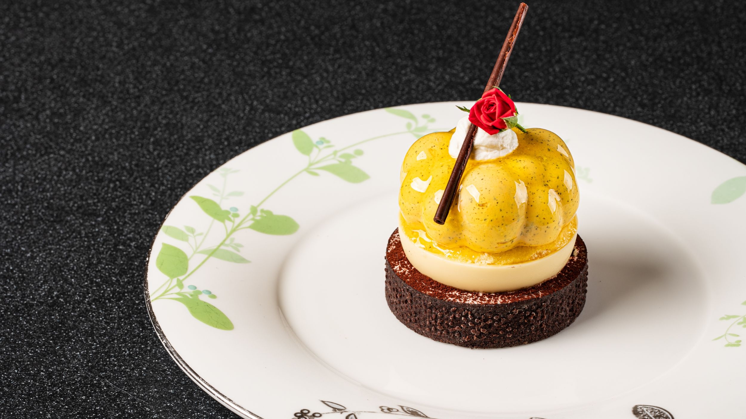 ケーキ｜ラウンジ ロビーラウンジ｜レストラン＆バー｜エクシブ京都 八