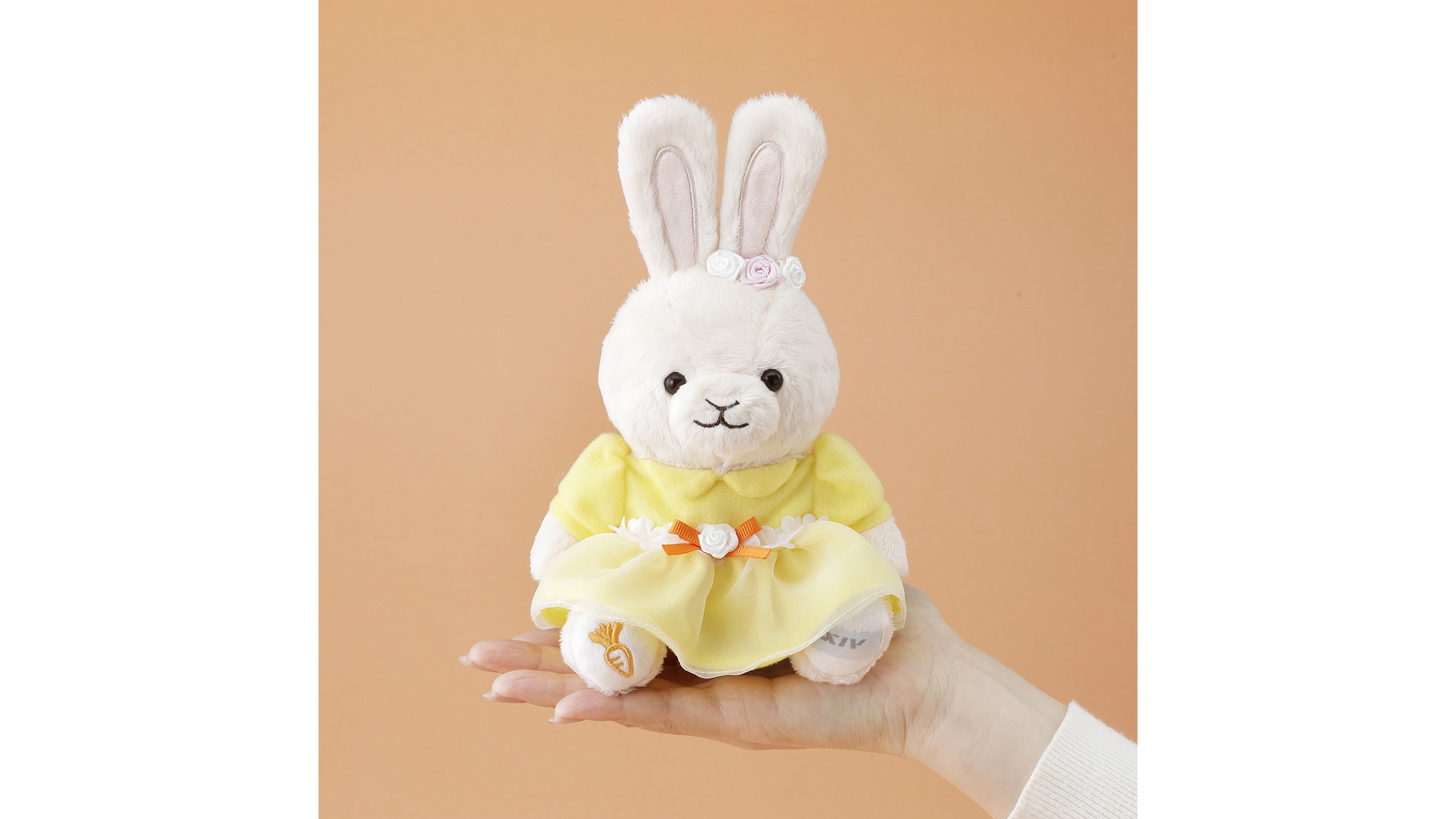 作家様　クリーム色のウサギ　ぬいぐるみ 500名様限定》うさぎぬいぐるみプラン-エクシブメイツ-｜おすすめ情報